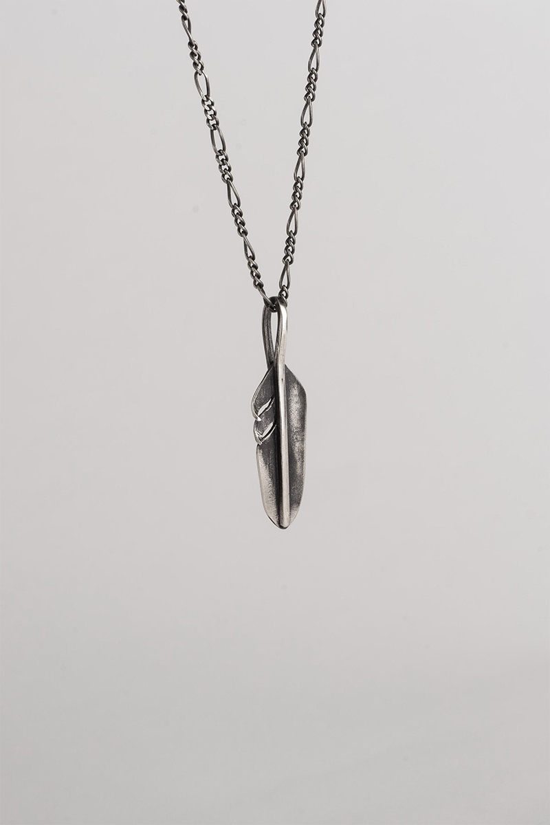 feather necklace M